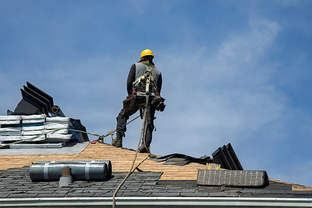 Professional Gutter Installation technician working in Allendale, SC